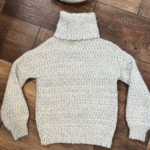Turtle neck Sweater